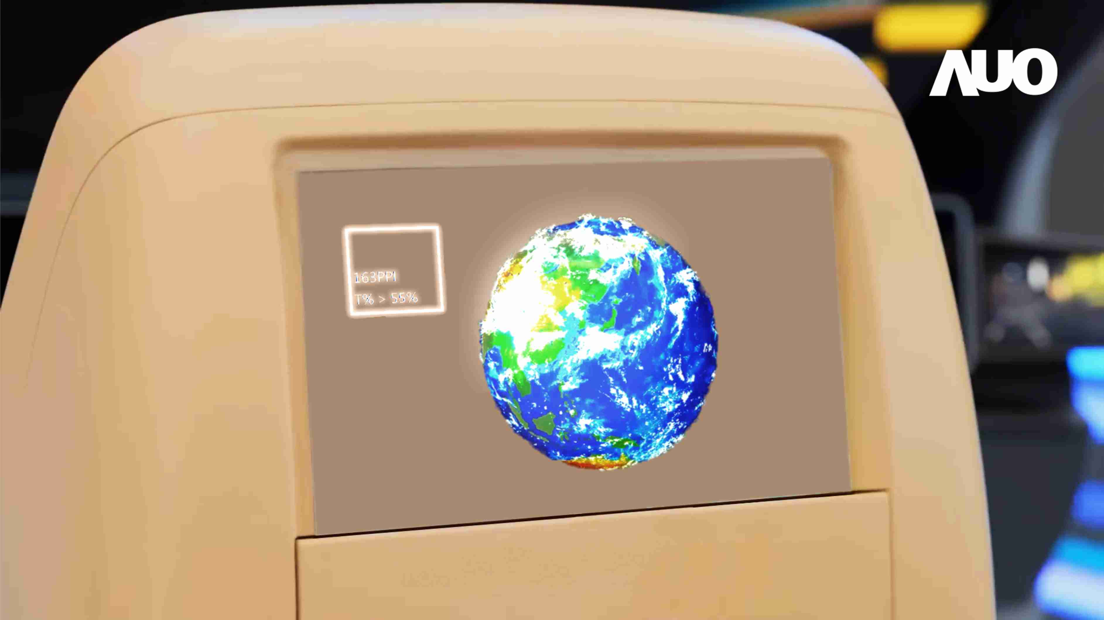 2121非凡突破设计与制程挑战，，推出全球最高分辨率163ppi的13.5吋透明Micro LED面板，，，并积极布局智能车市场，，，，以期拓展透明显示应用的可能性